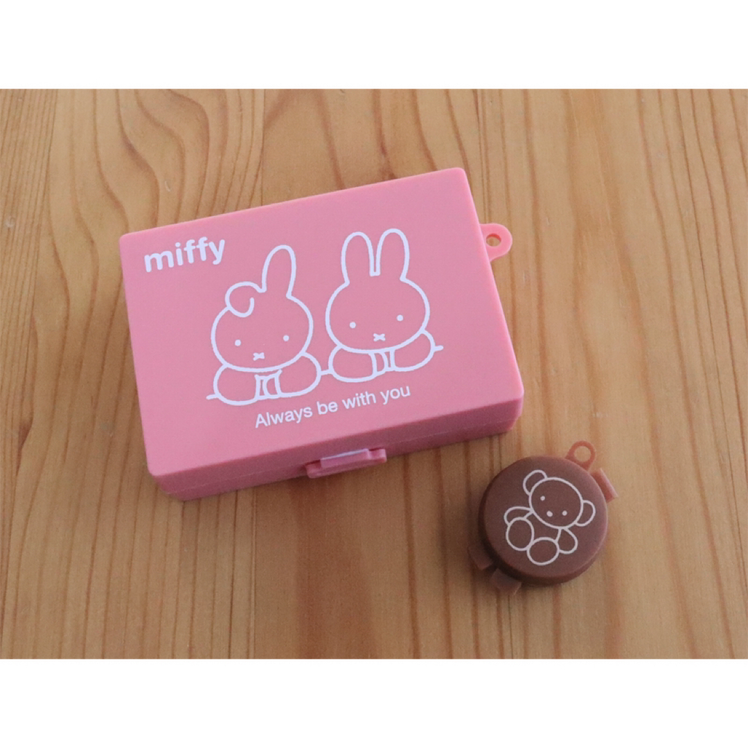 miffy(ミッフィー)のゼクシィ付録⭐︎ふわふわすぎる♪ミッフィー マルチポーチ＆印鑑ケースSET インテリア/住まい/日用品の文房具(印鑑/スタンプ/朱肉)の商品写真