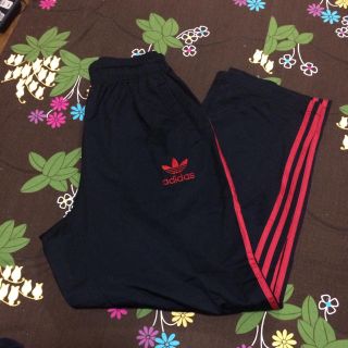 アディダス(adidas)のadidasジャージ(ワークパンツ/カーゴパンツ)