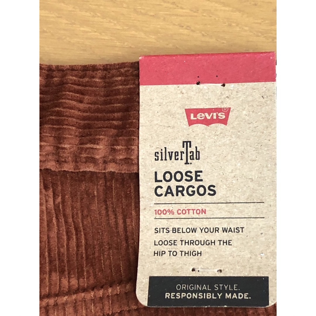 Levi's(リーバイス)のLevi's SilverTab LOOSE CARGOS CORDUROY  メンズのパンツ(デニム/ジーンズ)の商品写真