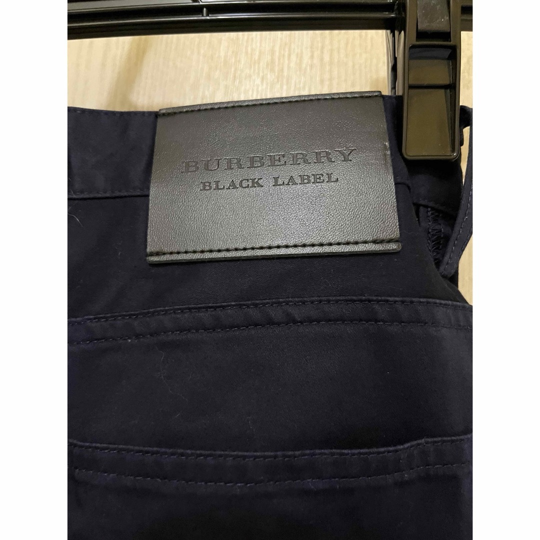 BURBERRY BLACK LABEL(バーバリーブラックレーベル)の【美品】BURBERRY  ハーフパンツ　メンズ　76サイズ ネイビー メンズのパンツ(ショートパンツ)の商品写真