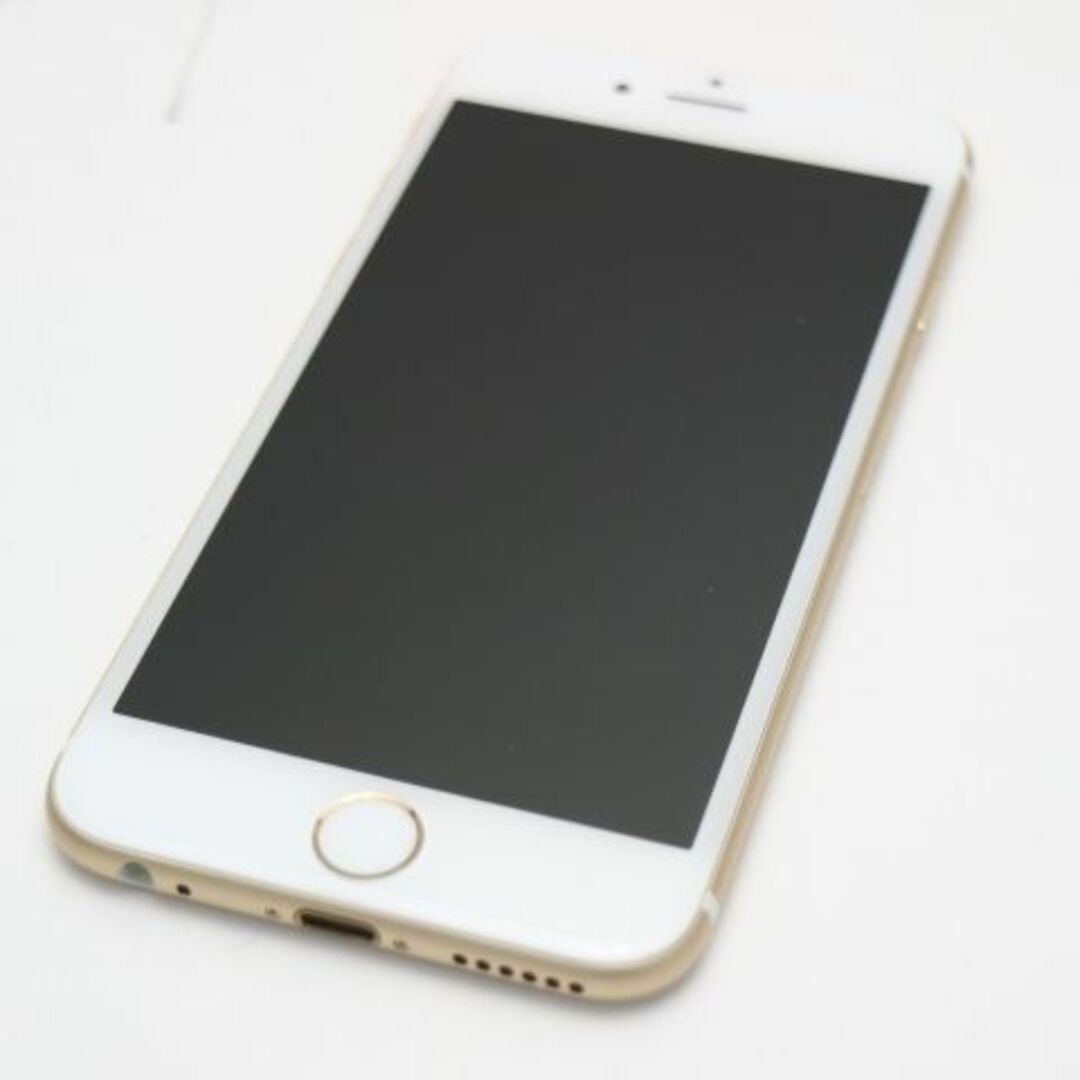 iPhone(アイフォーン)の新品同様 DoCoMo iPhone6 16GB ゴールド 白ロム M555 スマホ/家電/カメラのスマートフォン/携帯電話(スマートフォン本体)の商品写真