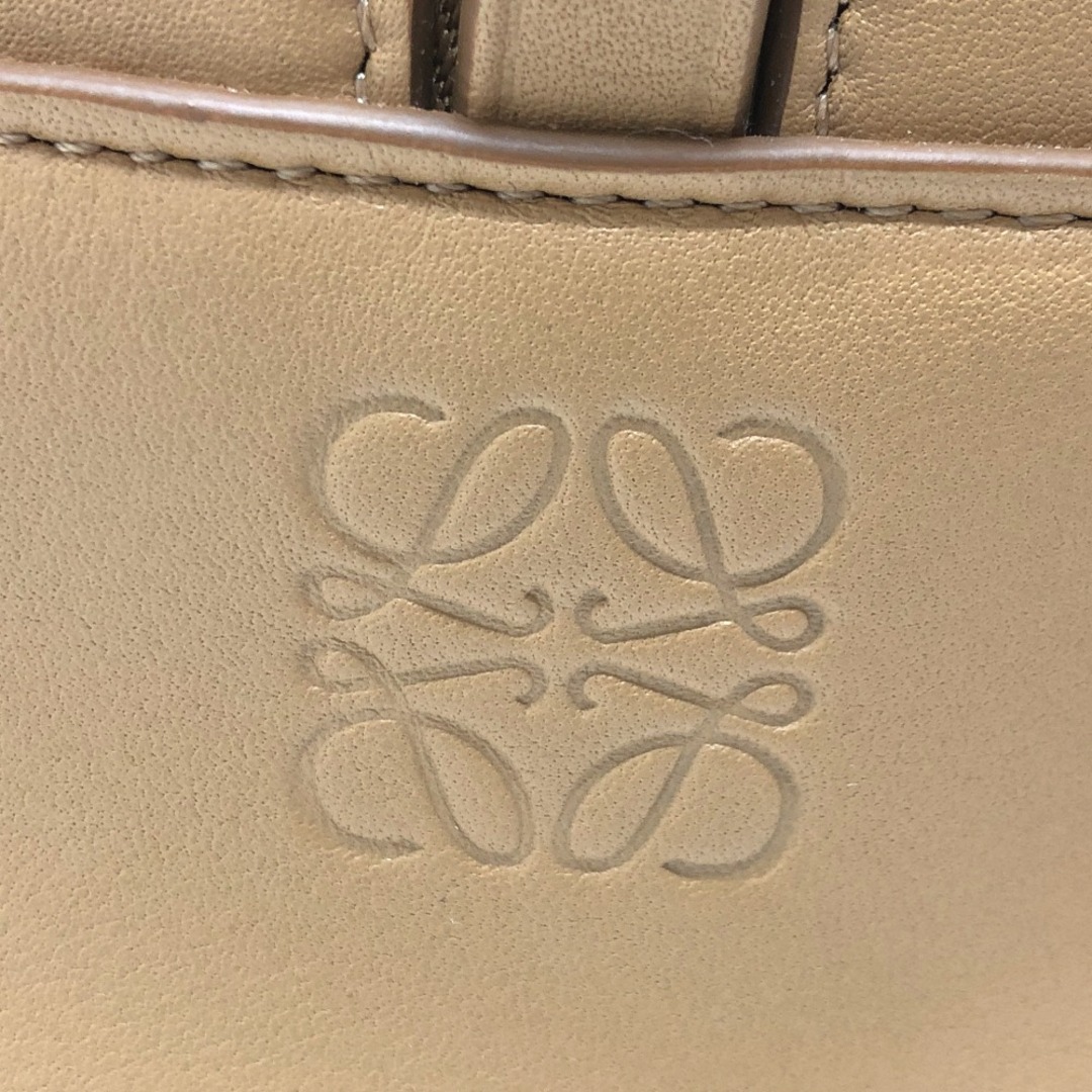 LOEWE(ロエベ)のロエベ LOEWE アマソナ19 スクエア A039N10X032586 2WAY ショルダーバッグ カバン ハンドバッグ ナッパレザー ベージュ 新品同様 インテリア/住まい/日用品のインテリア/住まい/日用品 その他(その他)の商品写真