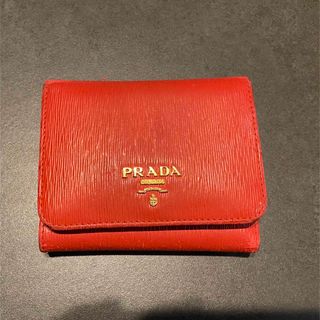 プラダ(PRADA)の訳あり　プラダ　三つ折り財布　赤(財布)