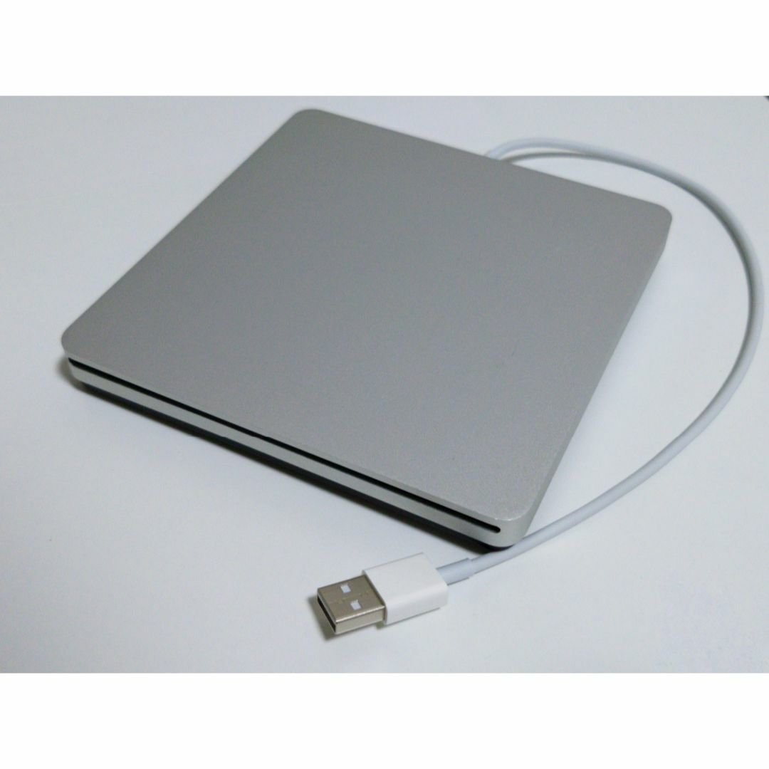 Apple(アップル)のMacBook 専用 USB SuperDrive MD564ZM/A(A137 スマホ/家電/カメラのテレビ/映像機器(その他)の商品写真