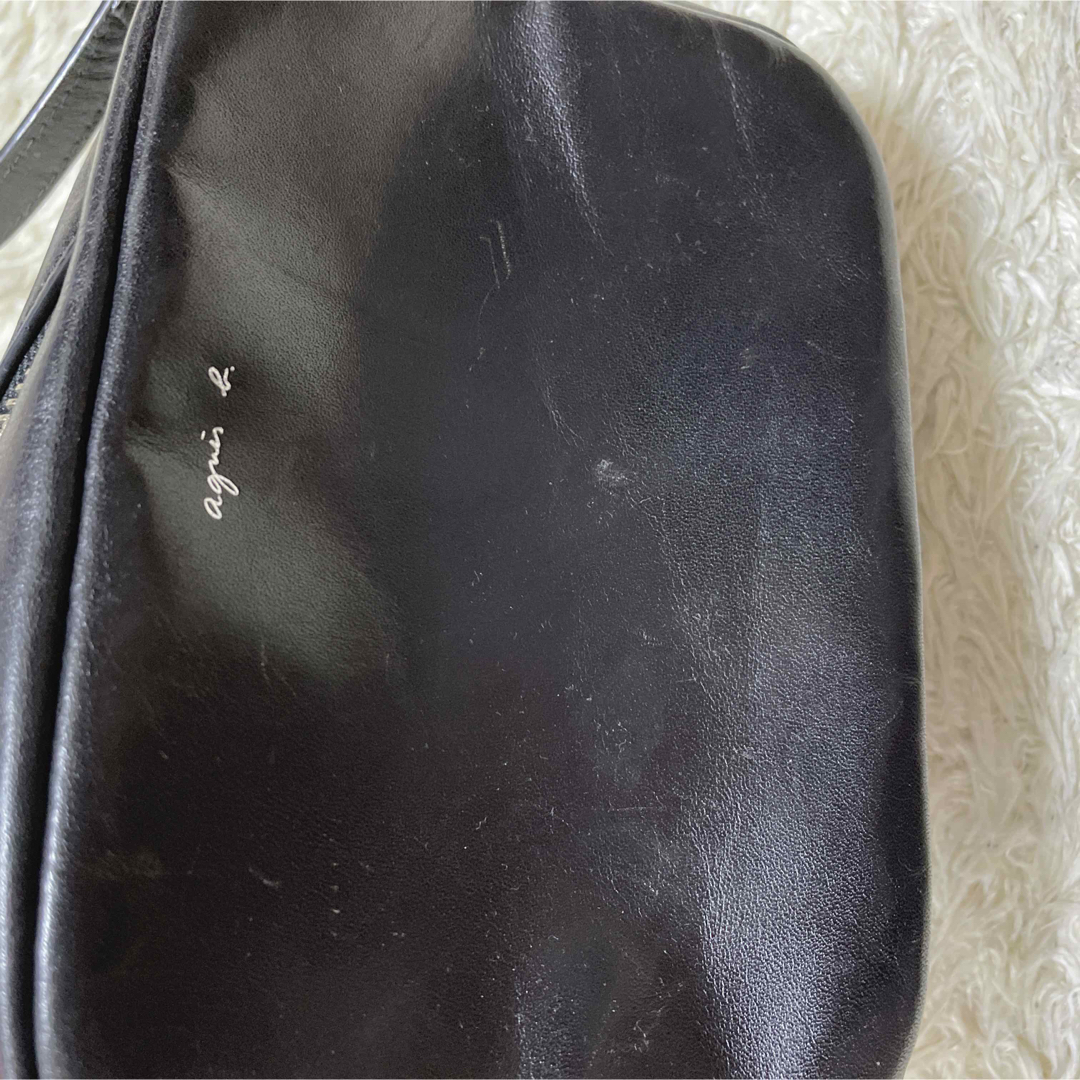 agnes b.(アニエスベー)のアニエスベー　ショルダーバッグ　ブラック　ミニショルダー　ミニバッグ レディースのバッグ(ショルダーバッグ)の商品写真