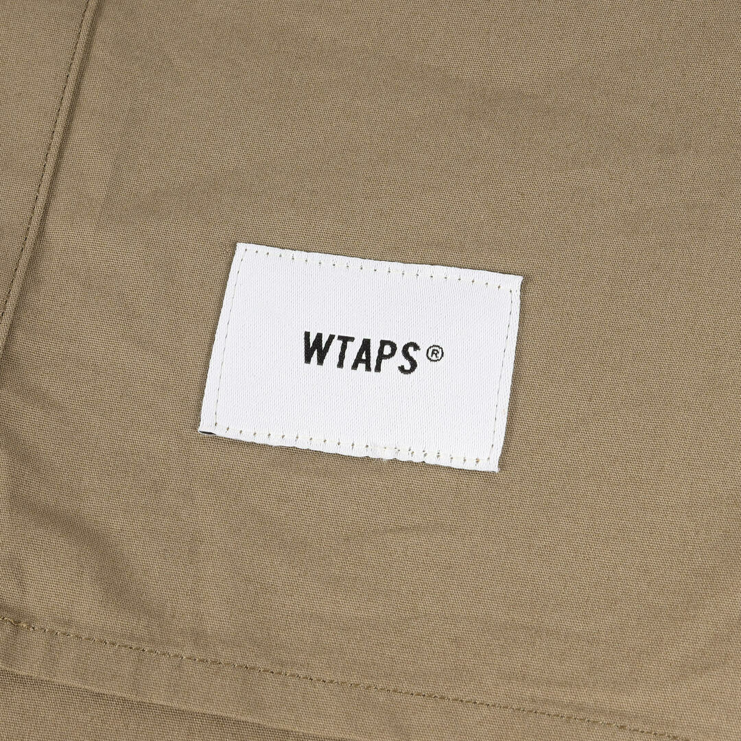 W)taps(ダブルタップス)のWTAPS ダブルタップス シャツ サイズ:S 18SS スタンドカラー ストレッチ ロングシャツ KULTUR LS 02 / SHIRT ベージュ トップス カジュアルシャツ 長袖【メンズ】【中古】 メンズのトップス(シャツ)の商品写真