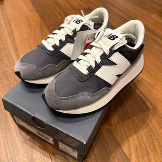 【新品未使用品】new balance ニューバランス ウィメンズ シューズ (スニーカー)