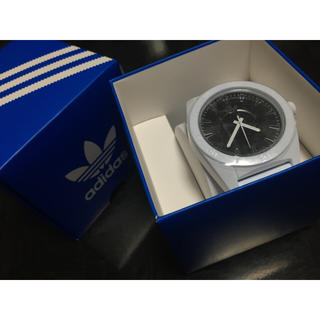 アディダス(adidas)の新品adidas腕時計(腕時計(アナログ))