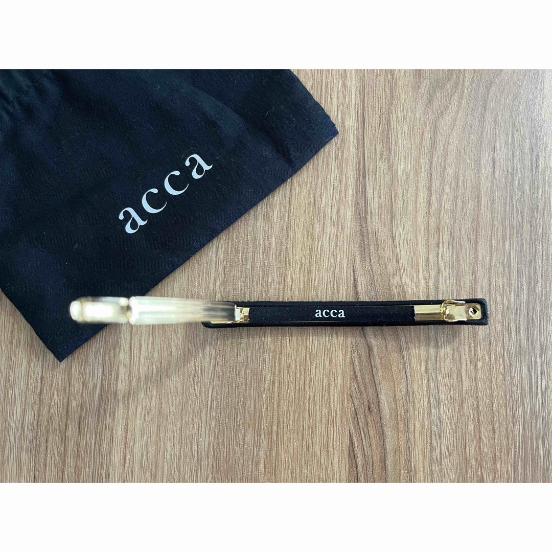 acca(アッカ)のacca アッカ バレッタ オードリー スタッズ ロング クリップ 黒 グレー レディースのヘアアクセサリー(バレッタ/ヘアクリップ)の商品写真