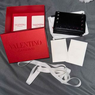 ヴァレンティノ(VALENTINO)の♡VALENTINO 財布♡(財布)