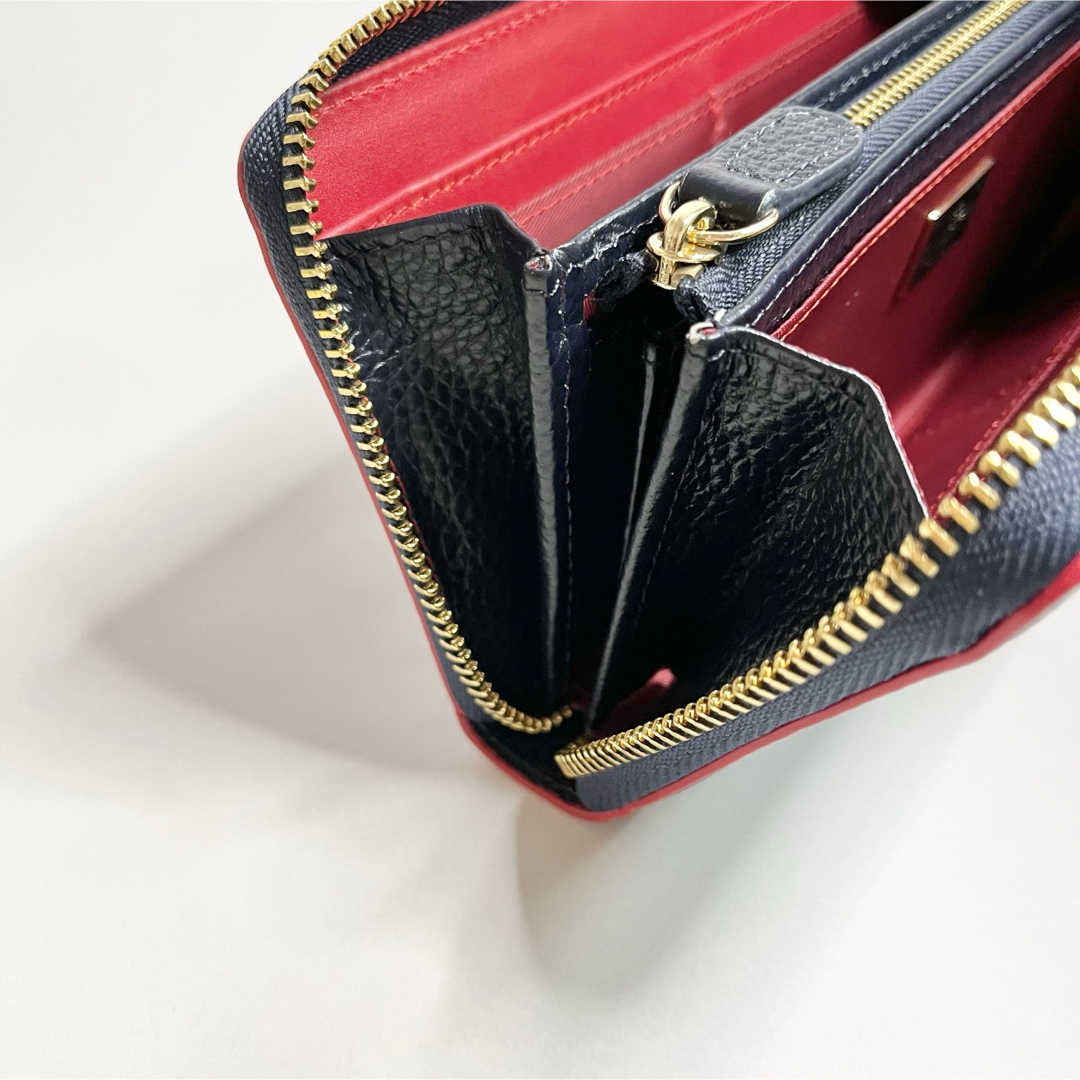 新品未使用】Vivienne Westwood 長財布 ブルー 新品未使用】Vivienne Westwood 長財布 ブルー