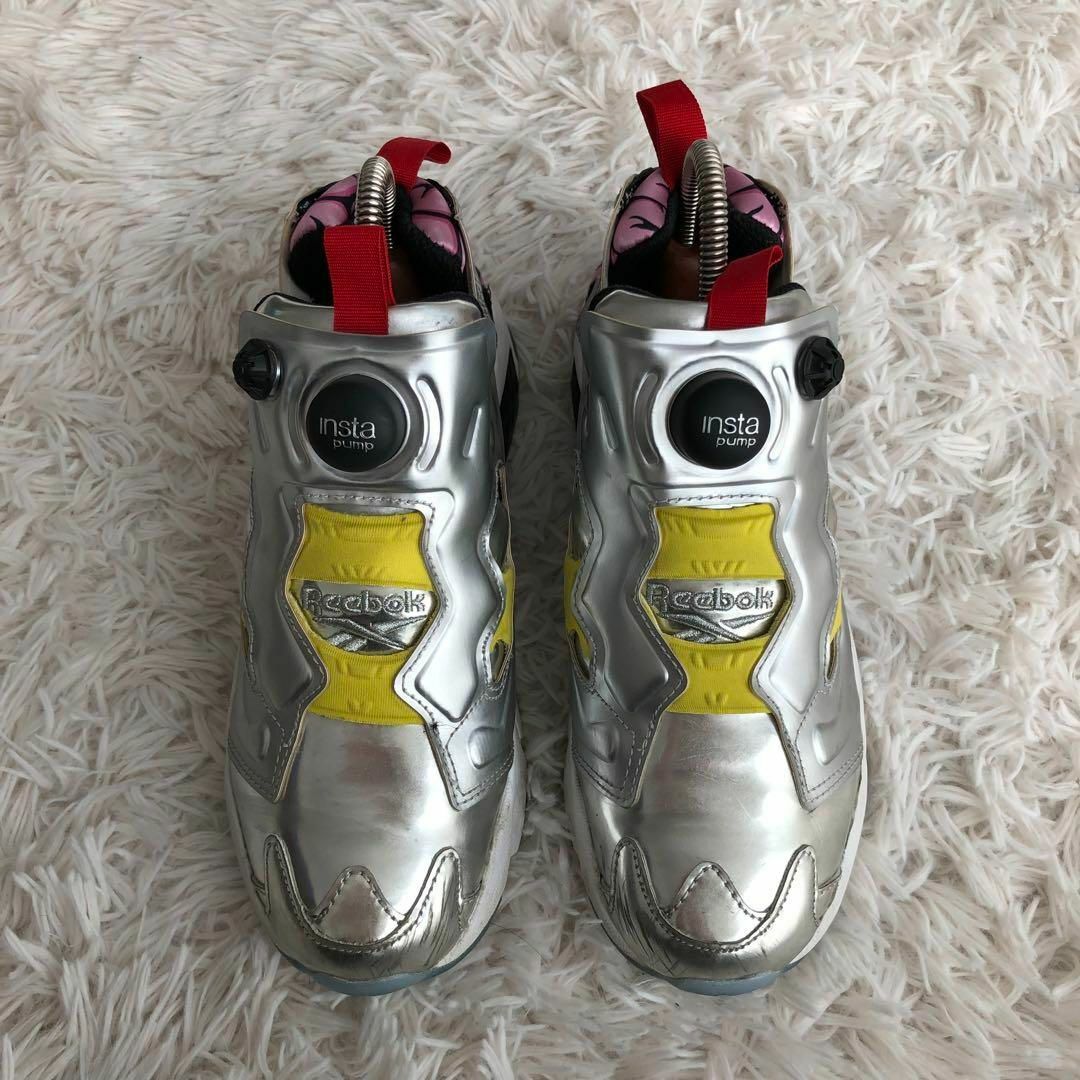 INSTAPUMP FURY（Reebok）(インスタポンプフューリー)のReebokリーボックポンプフューリー　シルバー　VILLAINSモデル レディースの靴/シューズ(スニーカー)の商品写真