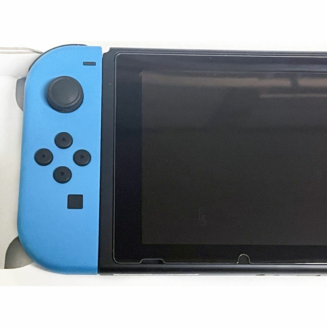 美品 新型 任天堂 スイッチ Switch ブルーレッド 動作確認済 エンタメ/ホビーのゲームソフト/ゲーム機本体(家庭用ゲーム機本体)の商品写真