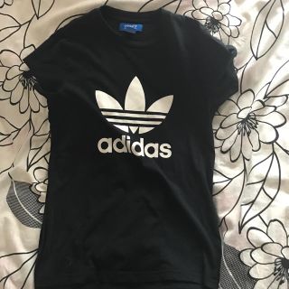 アディダス(adidas)のadidas オリジナルス Ｔシャツ(Tシャツ/カットソー(半袖/袖なし))