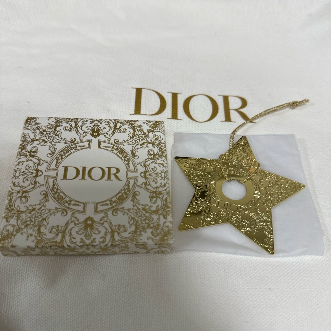 Dior(ディオール)のクリスマスホリデー限定 スターチャーム レディースのアクセサリー(チャーム)の商品写真