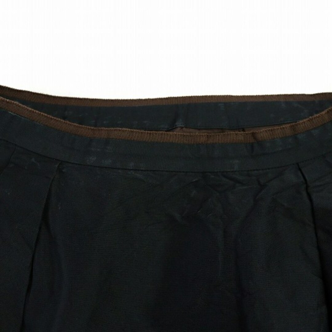 FOXEY(フォクシー)のフォクシー スカート ミニ フレア タック シルク 40 M 黒 ブラック レディースのスカート(ミニスカート)の商品写真