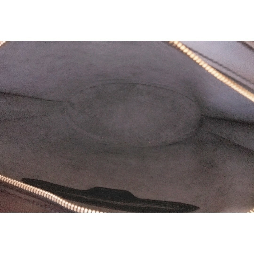 LOUIS VUITTON - ⭐お値下げ⭐美品⭐ルイヴィトン ⭐エピ LOUIS VUITTON - ⭐お値下げ⭐美品⭐ルイヴィトン ⭐エピ
