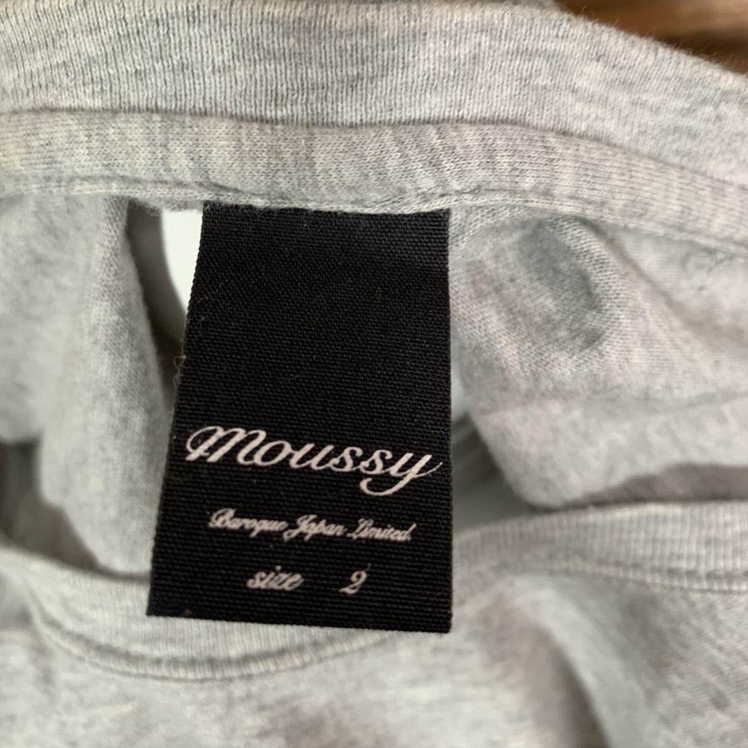 moussy(マウジー)のMOUSSY マウジー Tシャツ サイズ2 M相当 灰色 グレー プリント 長袖 レディースのトップス(Tシャツ(長袖/七分))の商品写真