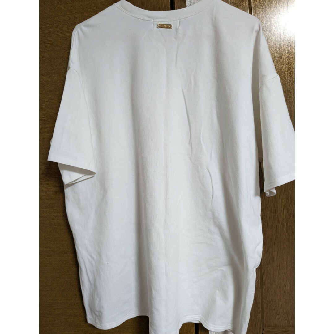 Rady(レディー)のRady  Ｔシャツ　ホワイト　Ｍサイズ  大きめ レディースのトップス(Tシャツ(半袖/袖なし))の商品写真