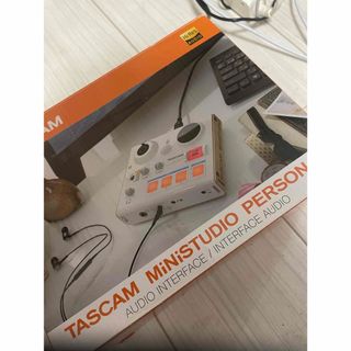 TASCAM US-32オーディオインターフェース