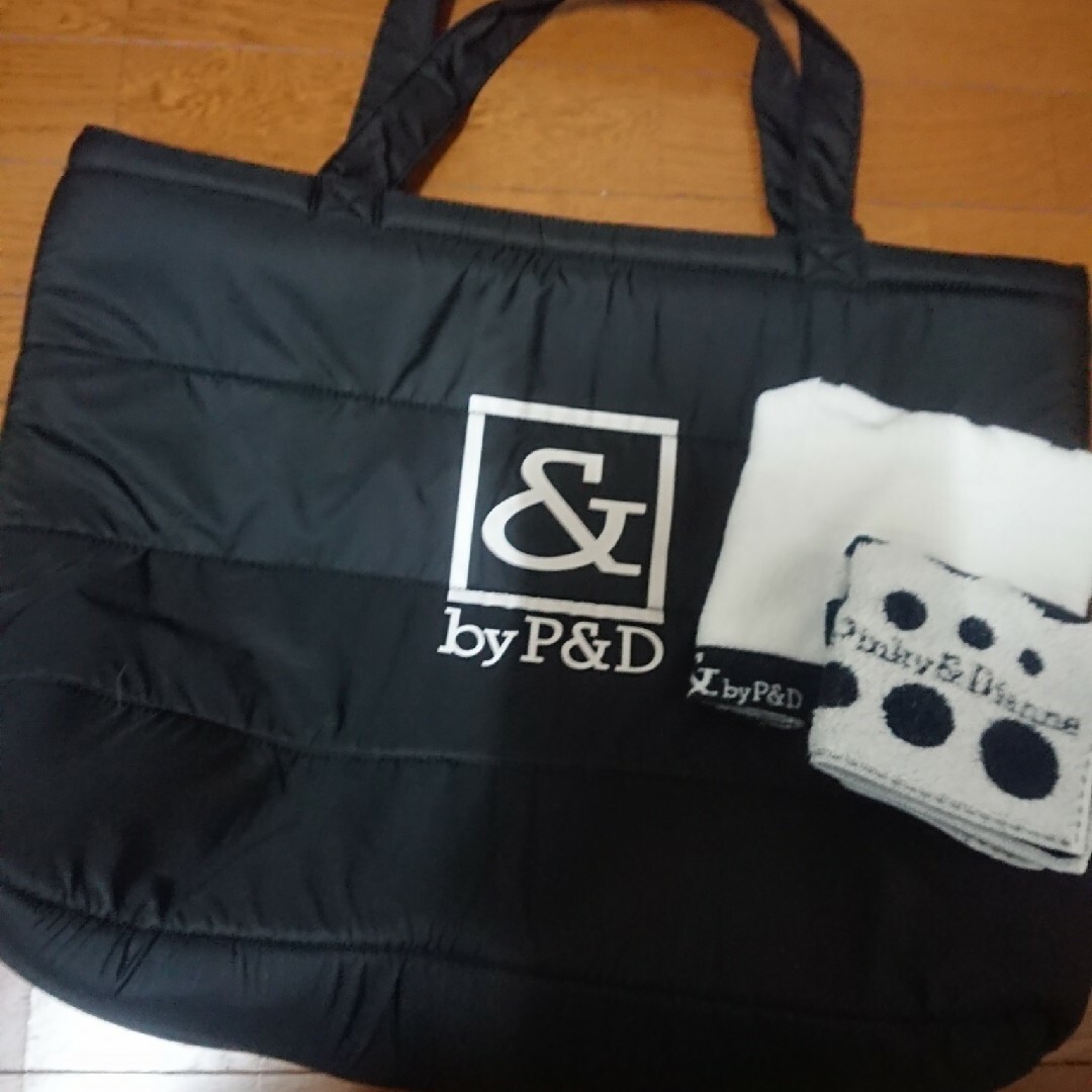 &byP&D(アンドバイピーアンドディー)の& by p&d 大きめトートバッグ タオル二枚 セット レディースのバッグ(トートバッグ)の商品写真