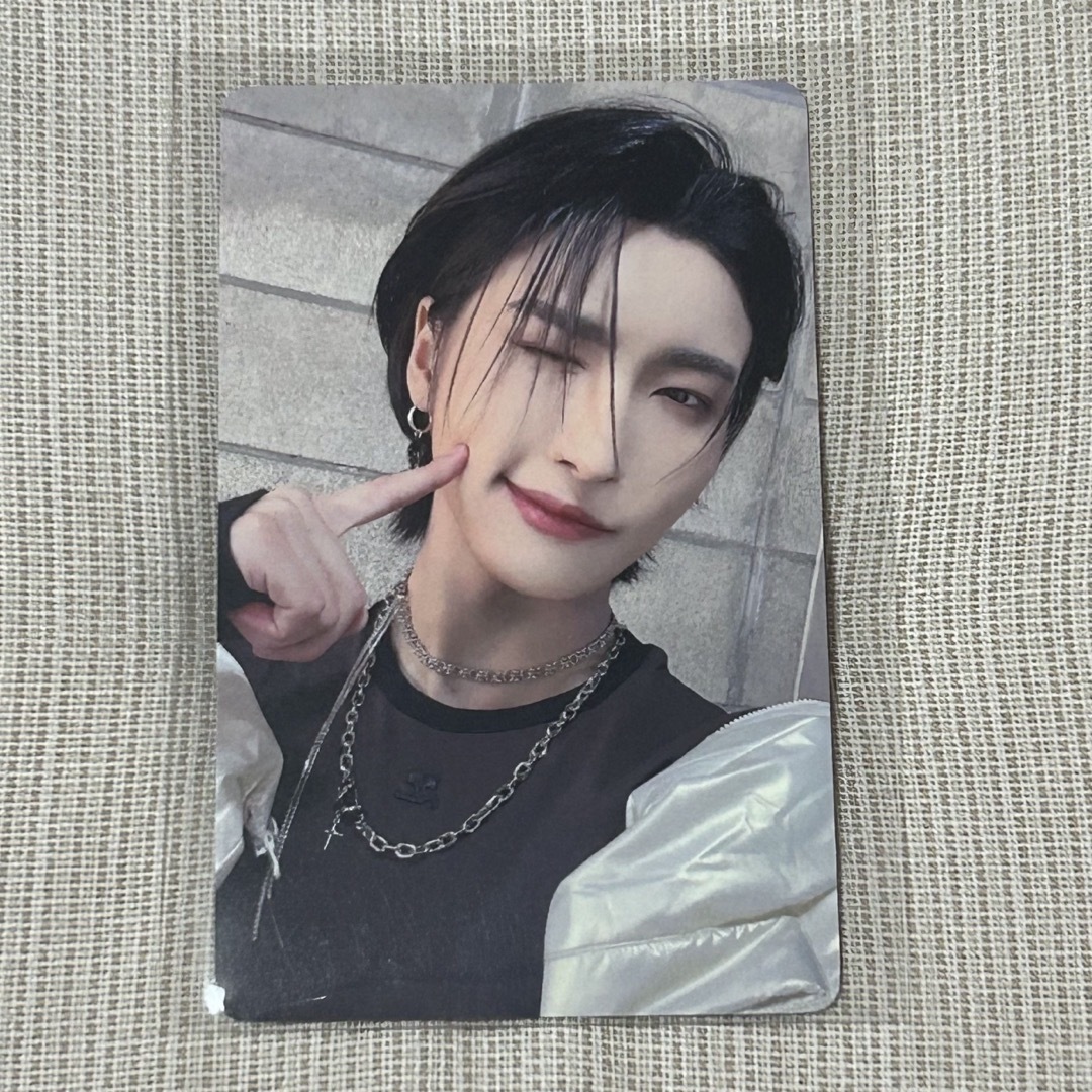 ATEEZ(エイティーズ)のATEEZ ソンファ ユニバ 特典 エンタメ/ホビーのタレントグッズ(アイドルグッズ)の商品写真