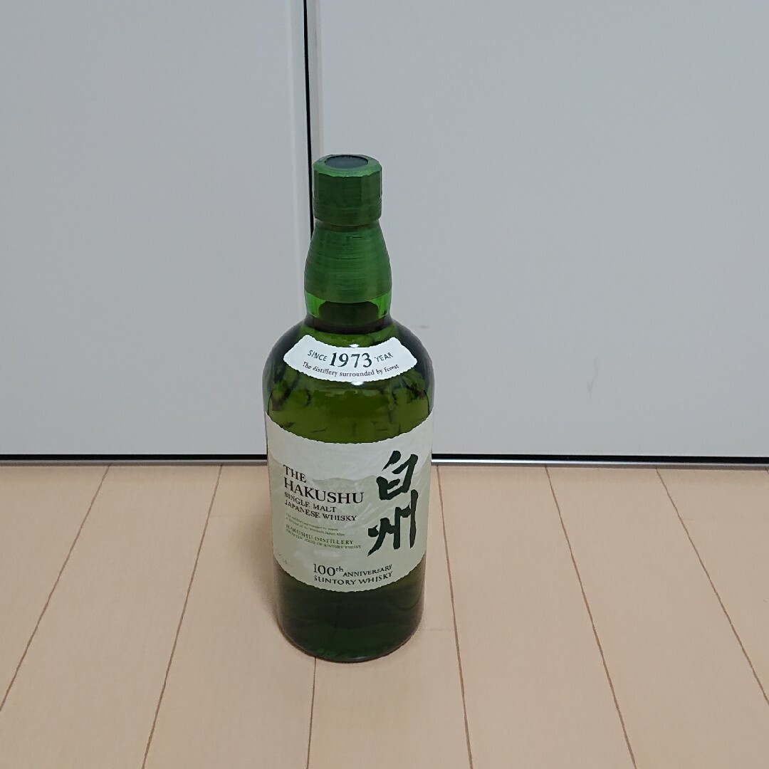 サントリー(サントリー)の未開封 白州 700ml 1本 100年記念ラベル 食品/飲料/酒の酒(ウイスキー)の商品写真