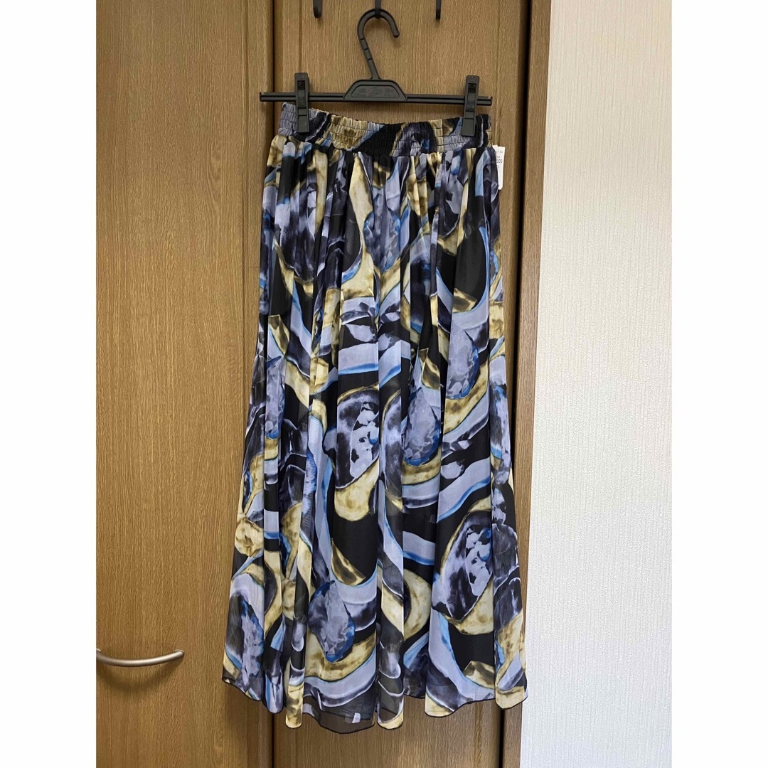 SCOT CLUB(スコットクラブ)の【RADIATE／ラディエイト】 マーブルシアーフレアスカート レディースのスカート(ロングスカート)の商品写真