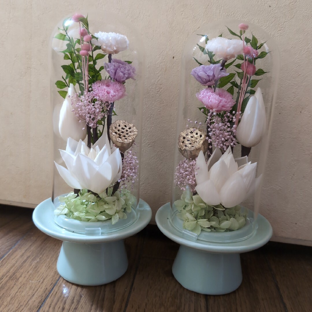 特選仏花 お供え花 ガラスドーム 大 一対 造花無し プリザーブド 特選仏花 お供え花 ガラスドーム 大 一対 造花無し プリザーブド