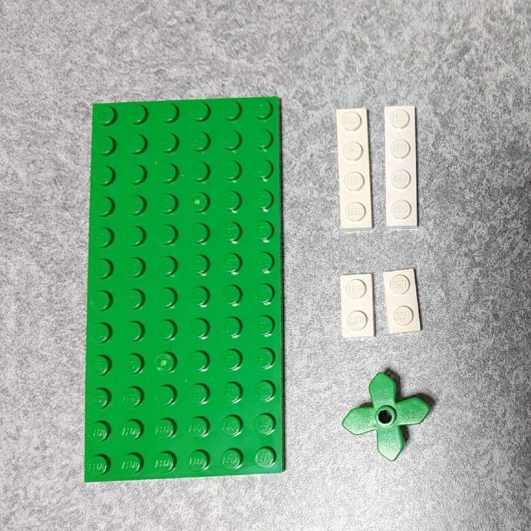 Lego(レゴ)のLEGO 4625 基本セット ピンク エンタメ/ホビーのおもちゃ/ぬいぐるみ(模型/プラモデル)の商品写真