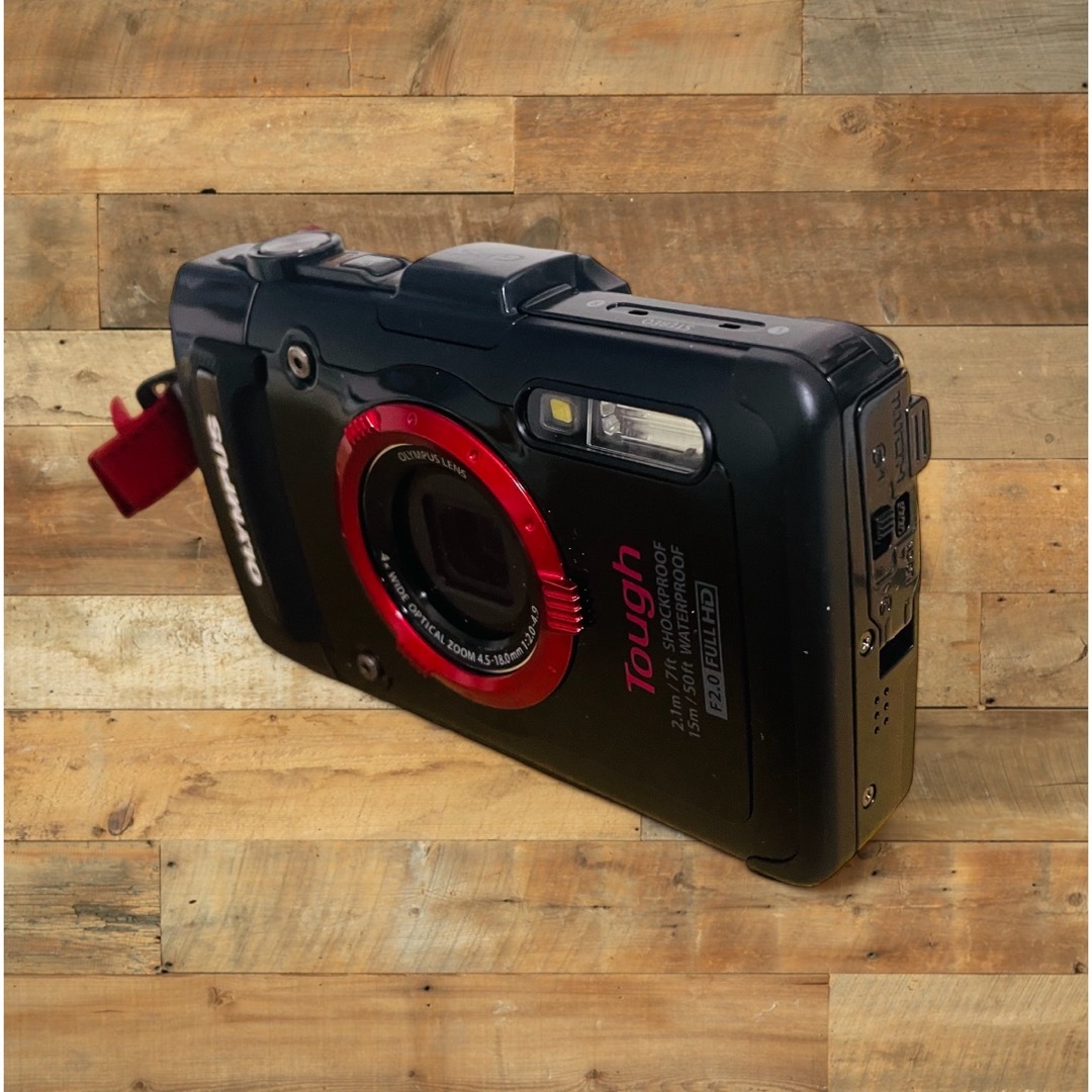 OLYMPUS(オリンパス)の(美品) OLYMPUS TG-2 デジタルカメラ RED色 スマホ/家電/カメラのカメラ(コンパクトデジタルカメラ)の商品写真