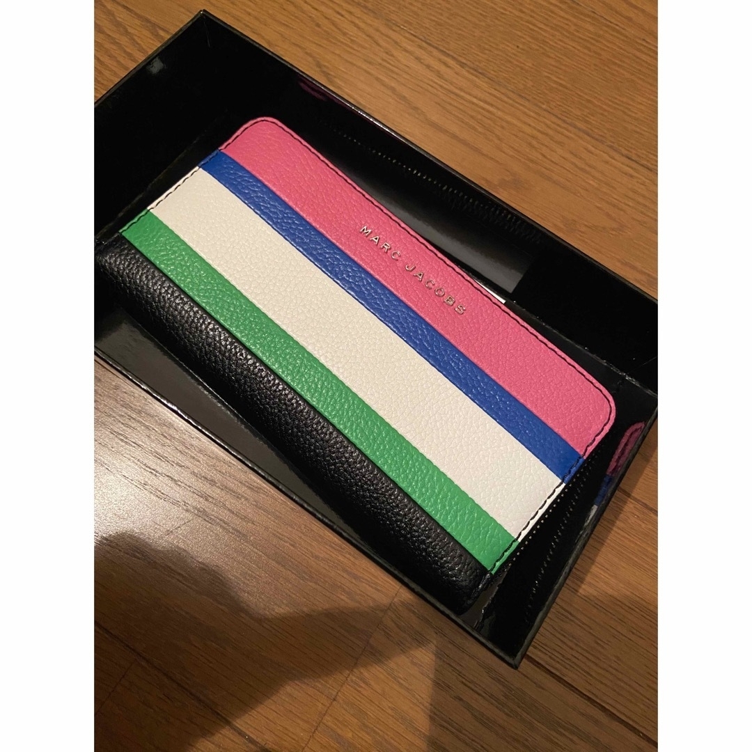 マークジェイコブス 長財布 マルチカラー ボーダー マークジェイコブス 長財布 マルチカラー ボーダー