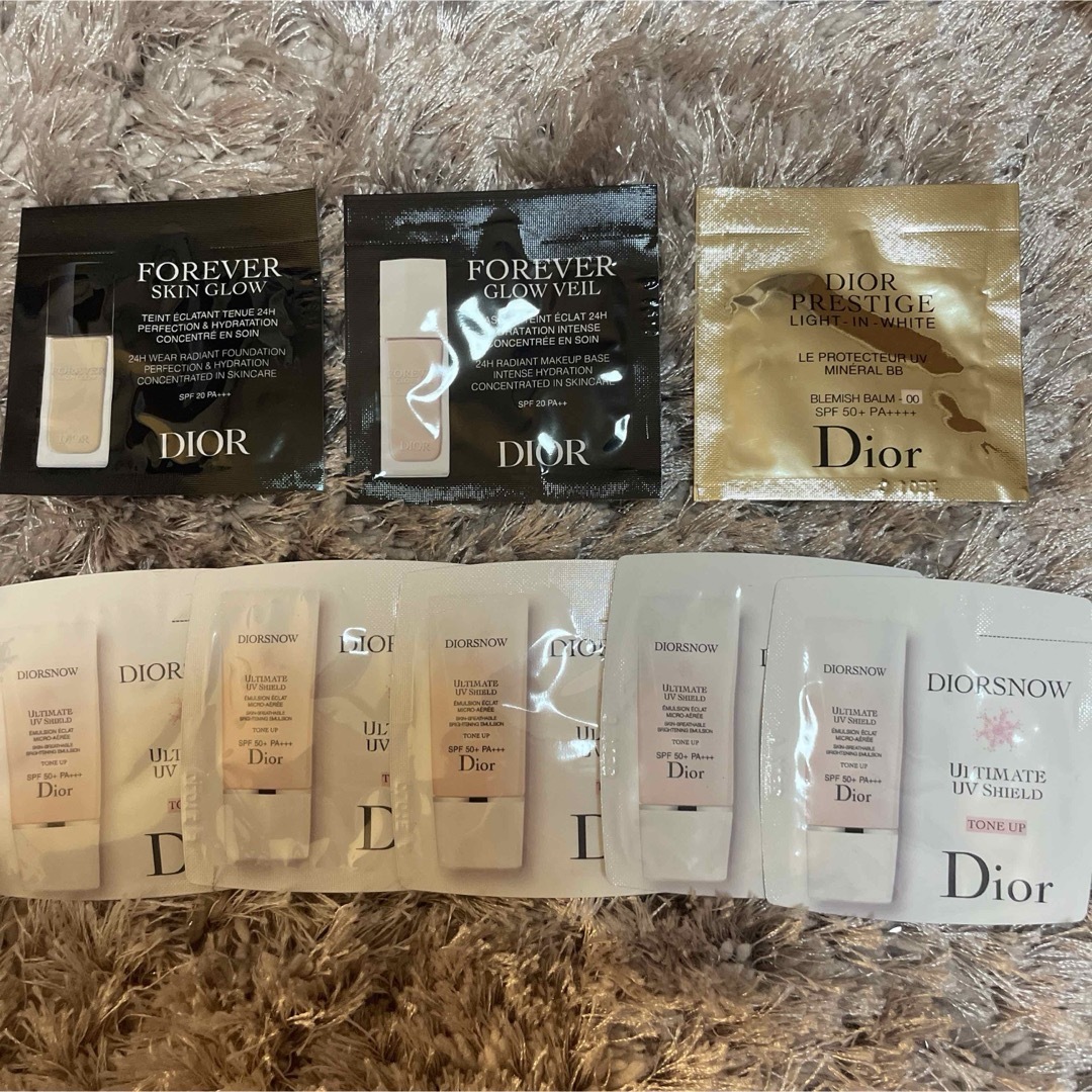 Dior(ディオール)のdior サンプル コスメ/美容のキット/セット(サンプル/トライアルキット)の商品写真