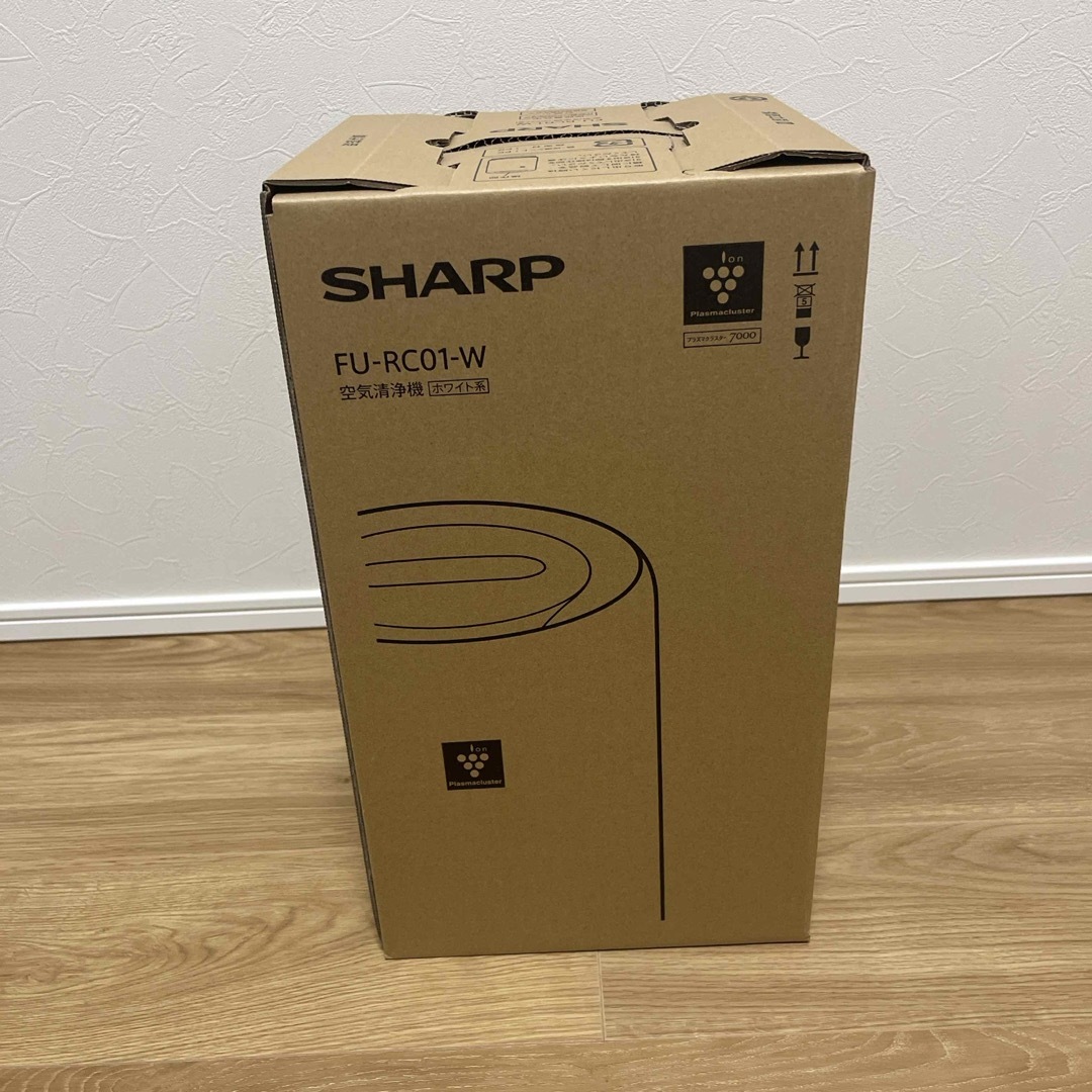 SHARP(シャープ)のSHARP 空気清浄機 FU-RC01-W スマホ/家電/カメラの生活家電(空気清浄器)の商品写真