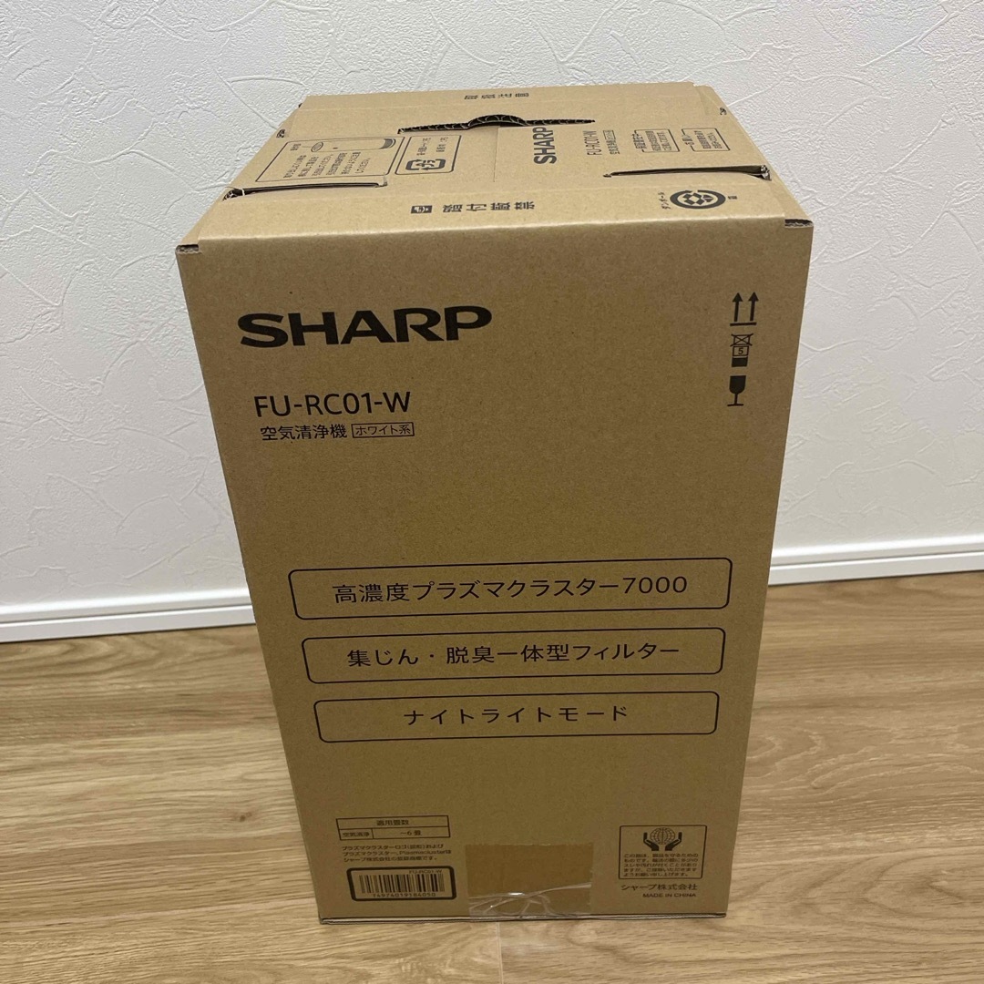 SHARP(シャープ)のSHARP 空気清浄機 FU-RC01-W スマホ/家電/カメラの生活家電(空気清浄器)の商品写真
