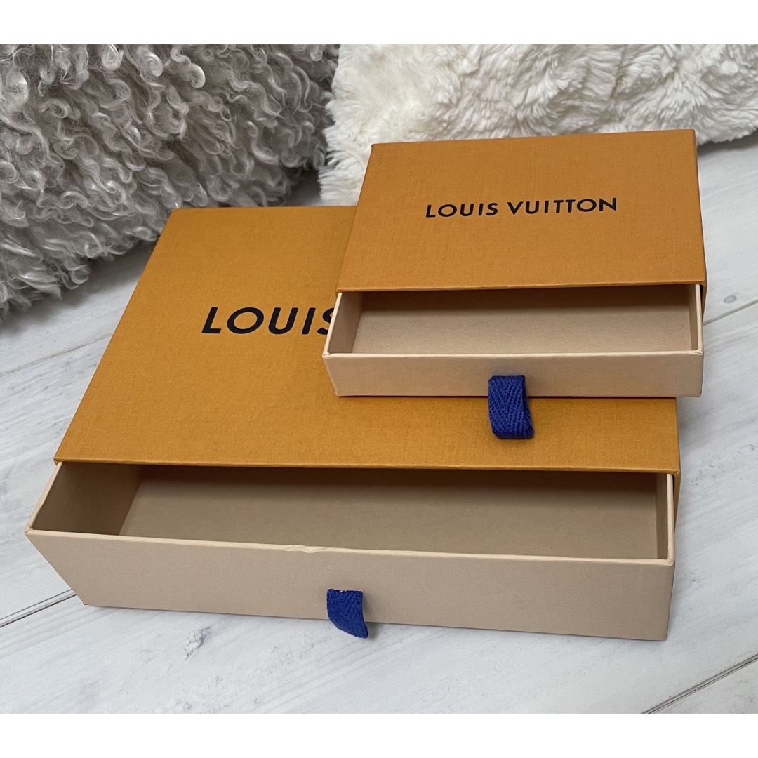 ヴィトンの紙袋 空き箱 (ルイヴィトン 空箱 LOUIS VUITTON 紙袋 ヴィトンの紙袋 空き箱 (ルイヴィトン 空箱 LOUIS VUITTON 紙袋