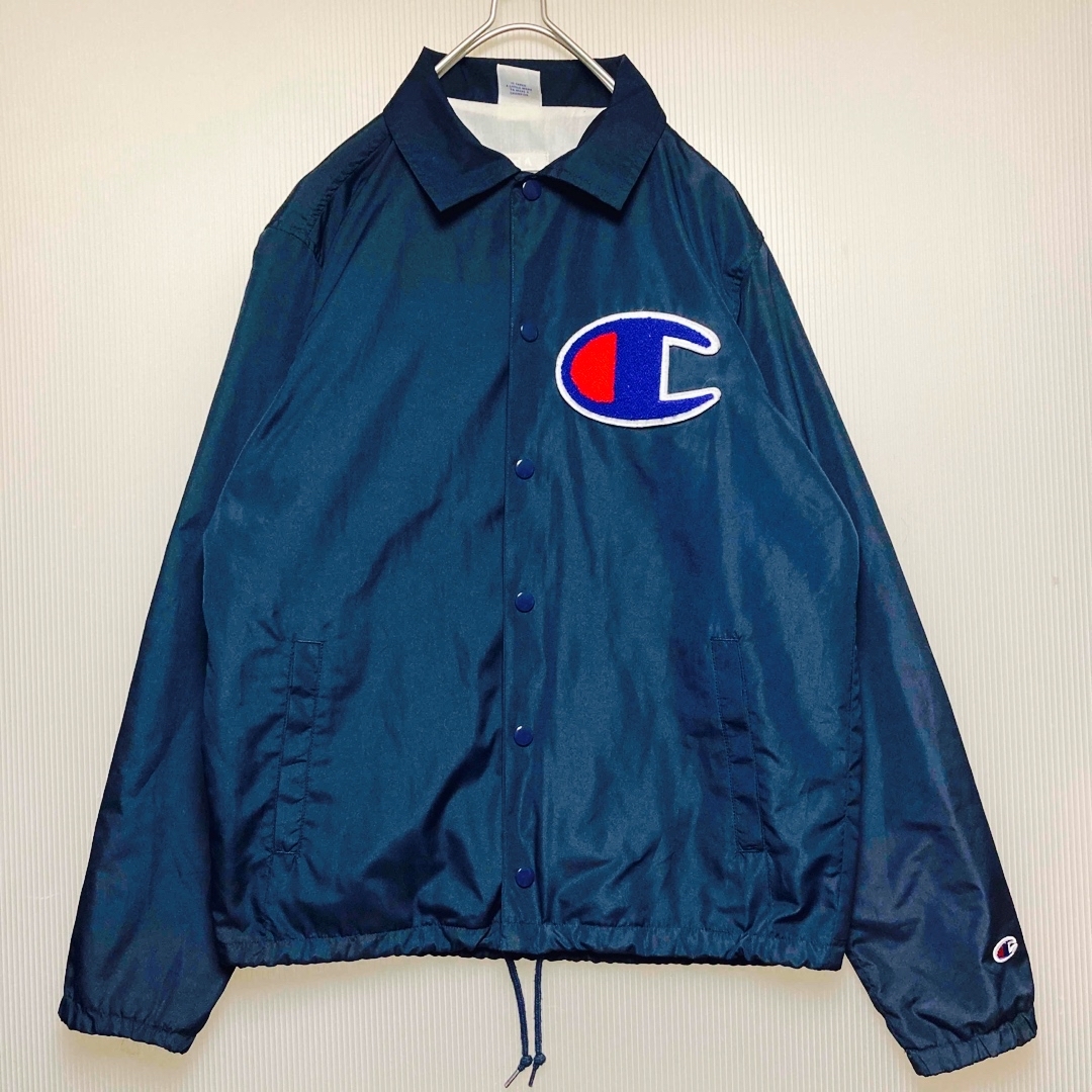 Champion(チャンピオン)のChampion×AndA コラボ デカロゴ バックプリント コーチジャケット メンズのジャケット/アウター(ナイロンジャケット)の商品写真