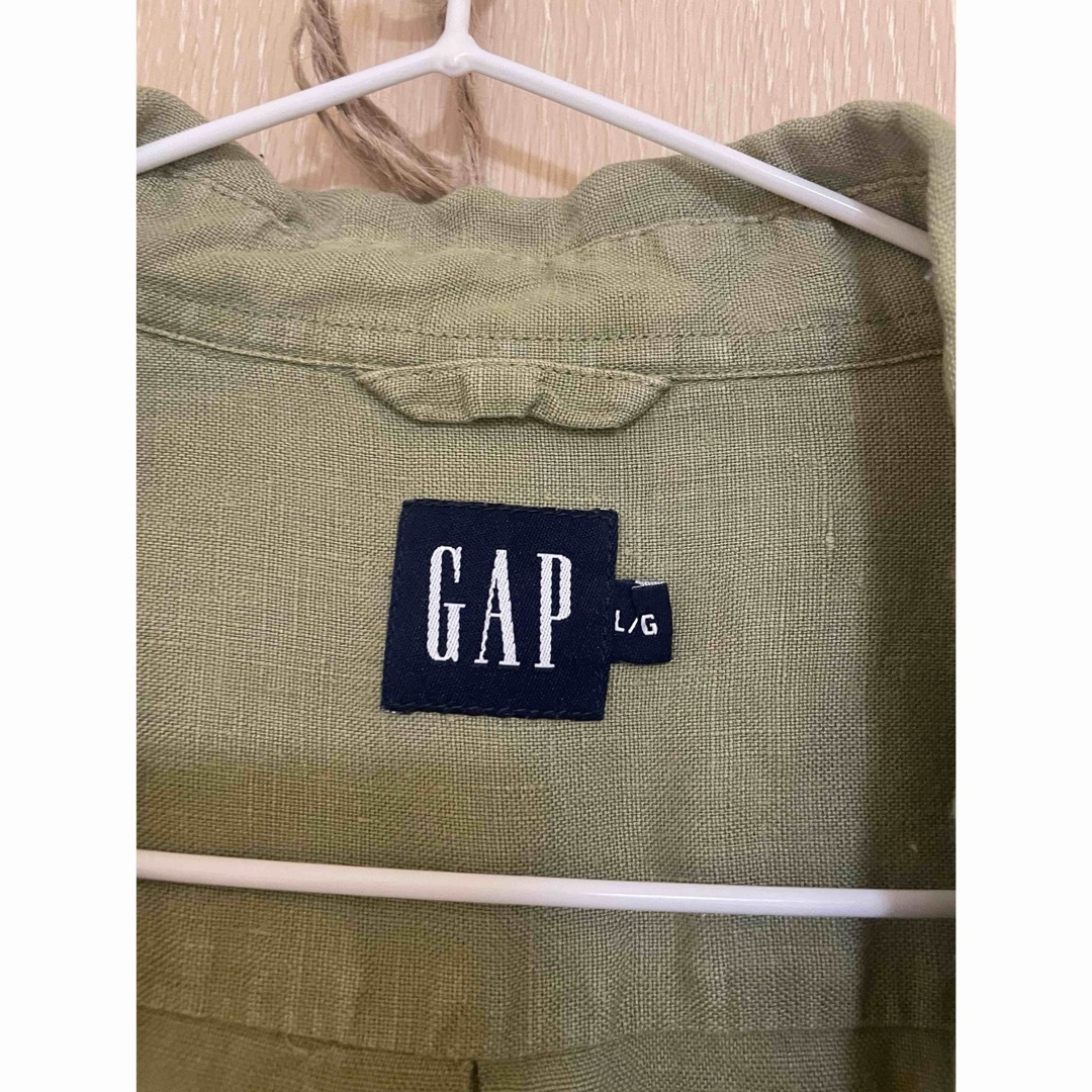 GAP(ギャップ)のGAPリネンシャツ カーキ レディースのトップス(シャツ/ブラウス(長袖/七分))の商品写真