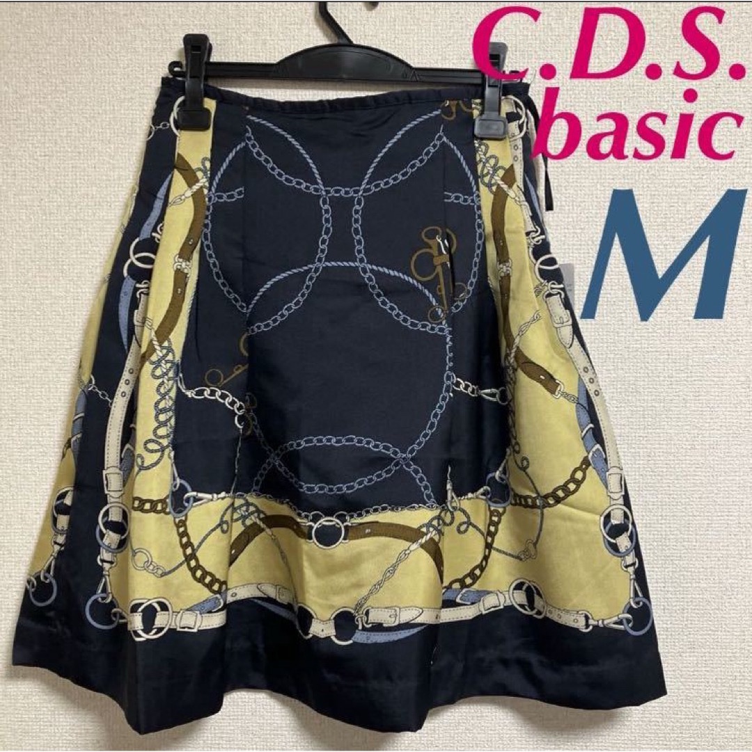 C.D.S BASIC(シーディーエスベーシック)のC.D.S. basic スカーフプリントフレアスカート　タック　M スカーフ柄 レディースのスカート(ひざ丈スカート)の商品写真