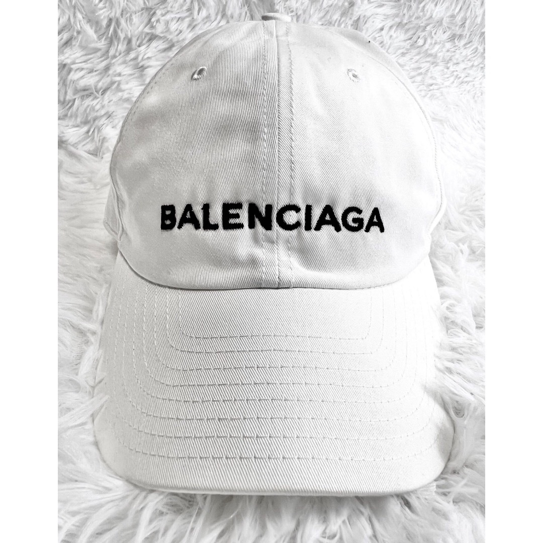 Balenciaga(バレンシアガ)のBALENCIAGA  白キャップ レディースの帽子(キャップ)の商品写真