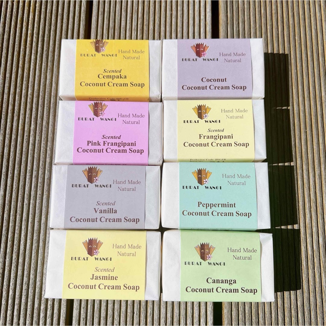 バリ島 ブラットワンギ ココナッツソープ ココナッツ石鹸 8種類 8個セット コスメ/美容のボディケア(ボディソープ/石鹸)の商品写真