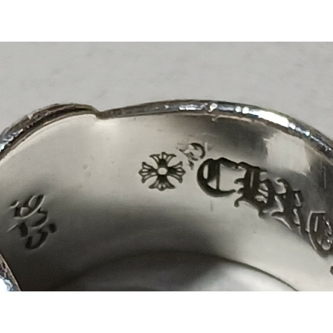 Chrome Hearts(クロムハーツ)のChrome Hearts スクロールラベルリングスモール メンズのアクセサリー(リング(指輪))の商品写真