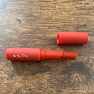 イニスフリー(Innisfree)のイニスフリーリップ　ビビットコットンステック(口紅)