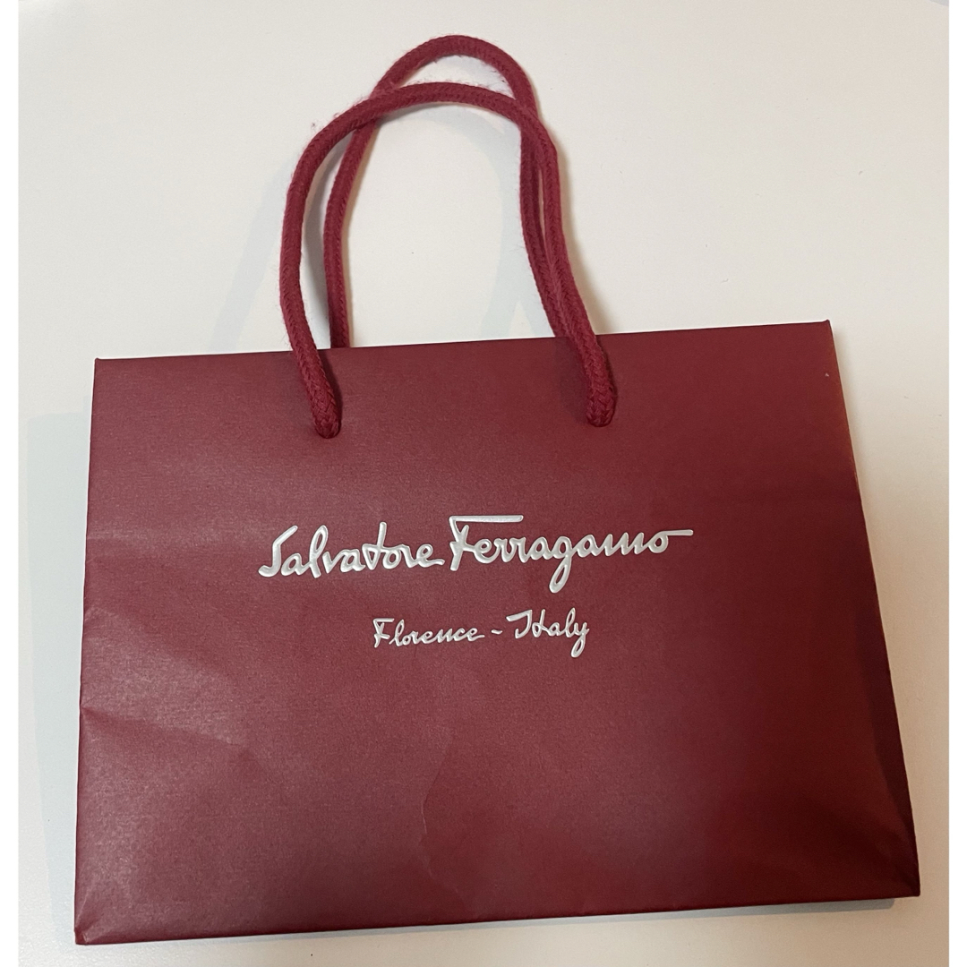 Ferragamo(フェラガモ)のフェラガモ　ショップ袋 レディースのバッグ(ショップ袋)の商品写真