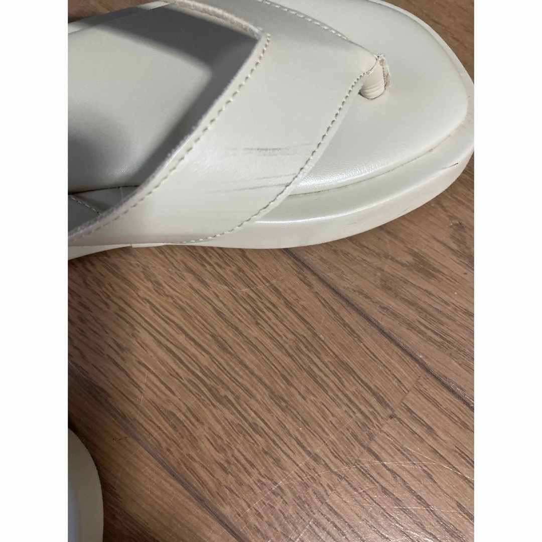 SELECT MOCA(セレクトモカ)のセレクトモカ、フラットサンダル、ライトベージュ レディースの靴/シューズ(サンダル)の商品写真