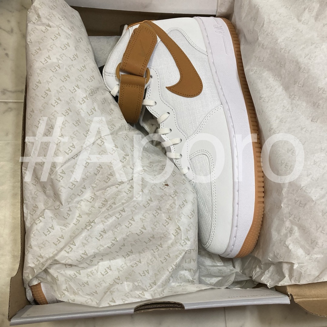 NIKE(ナイキ)のNIKE ナイキ AIR FORCE 1 エアフォース1 MID 白 28.5 メンズの靴/シューズ(スニーカー)の商品写真