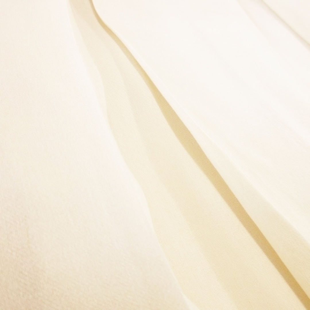 DRESSTERIOR(ドレステリア)のドレステリア スカート ボックスプリーツ ひざ丈 絹 サテン 36 ベージュ レディースのスカート(ひざ丈スカート)の商品写真