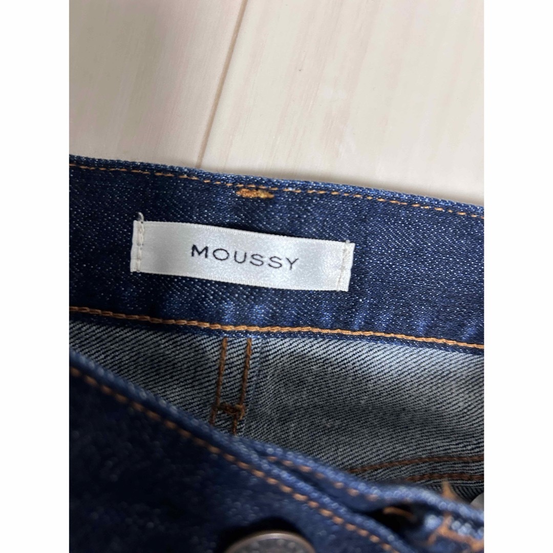 moussy(マウジー)のmoussy フレアパンツ レディースのパンツ(デニム/ジーンズ)の商品写真