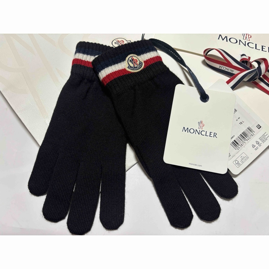 MONCLER(モンクレール)の【正規品/新品未使用】MONCLER ロゴワッペン 手袋/グローブ メンズのファッション小物(手袋)の商品写真