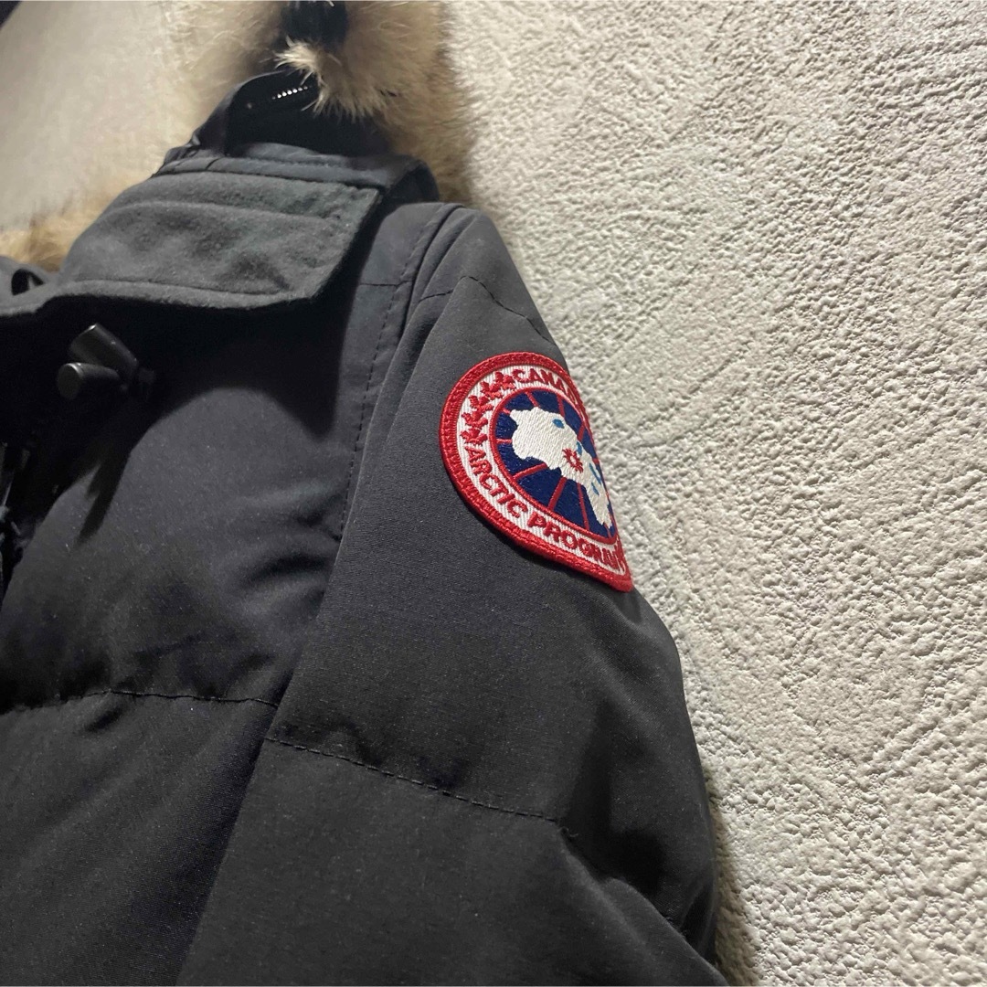 CANADA GOOSE(カナダグース)のカナダグース　マッケンジー　ブラック レディースのジャケット/アウター(ダウンジャケット)の商品写真